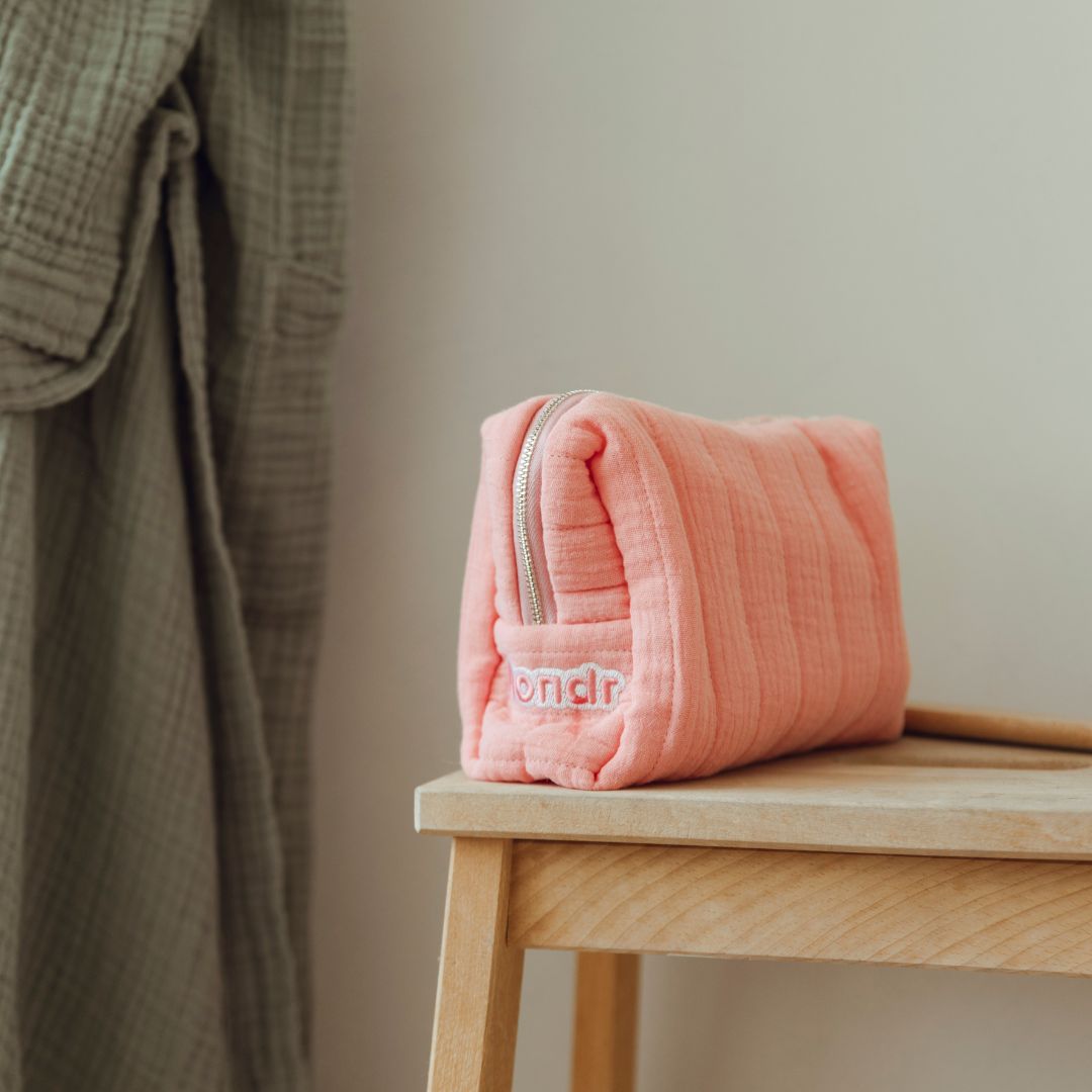 WONDR BEAUTY BAG