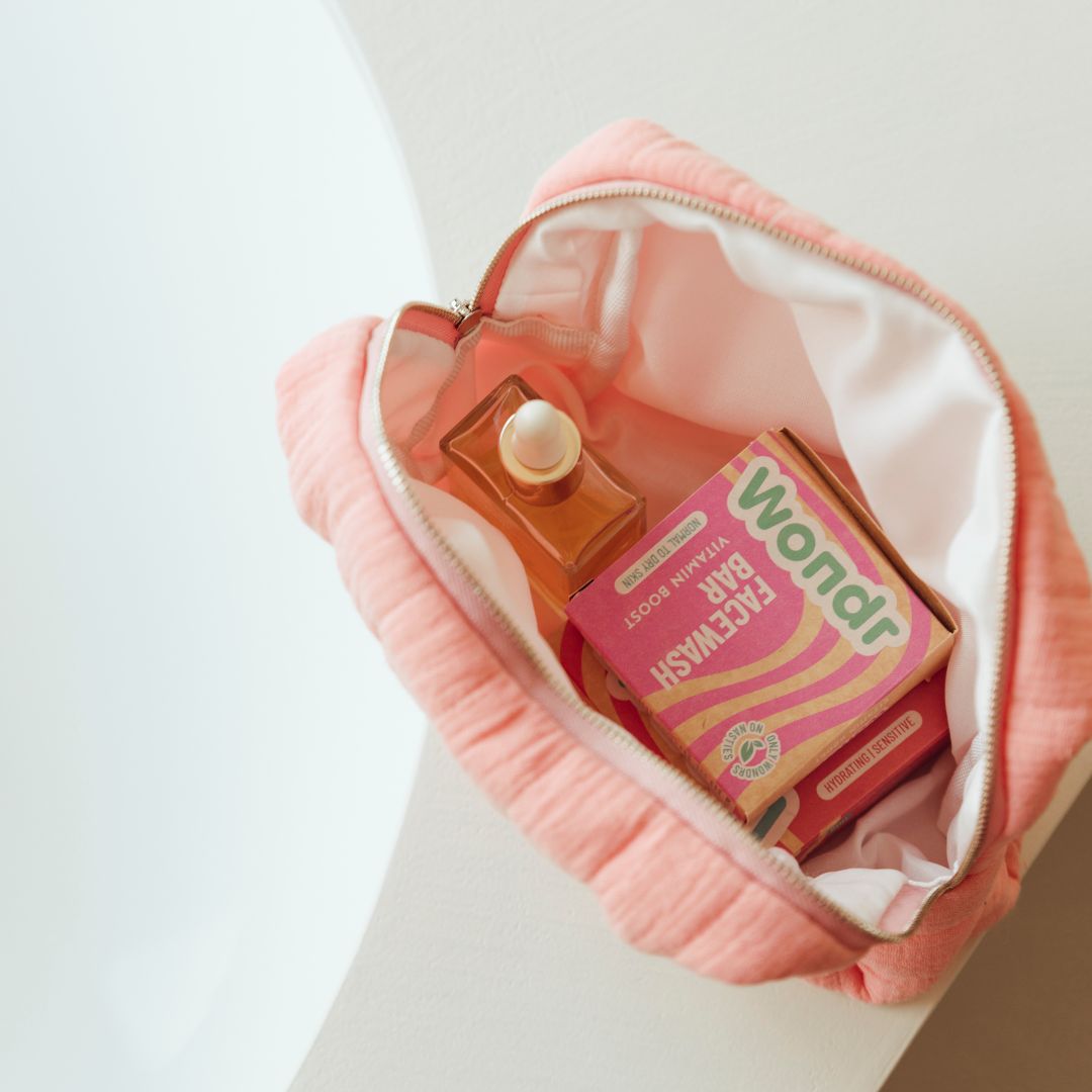 WONDR BEAUTY BAG
