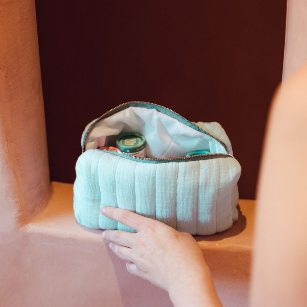 WONDR BEAUTY BAG