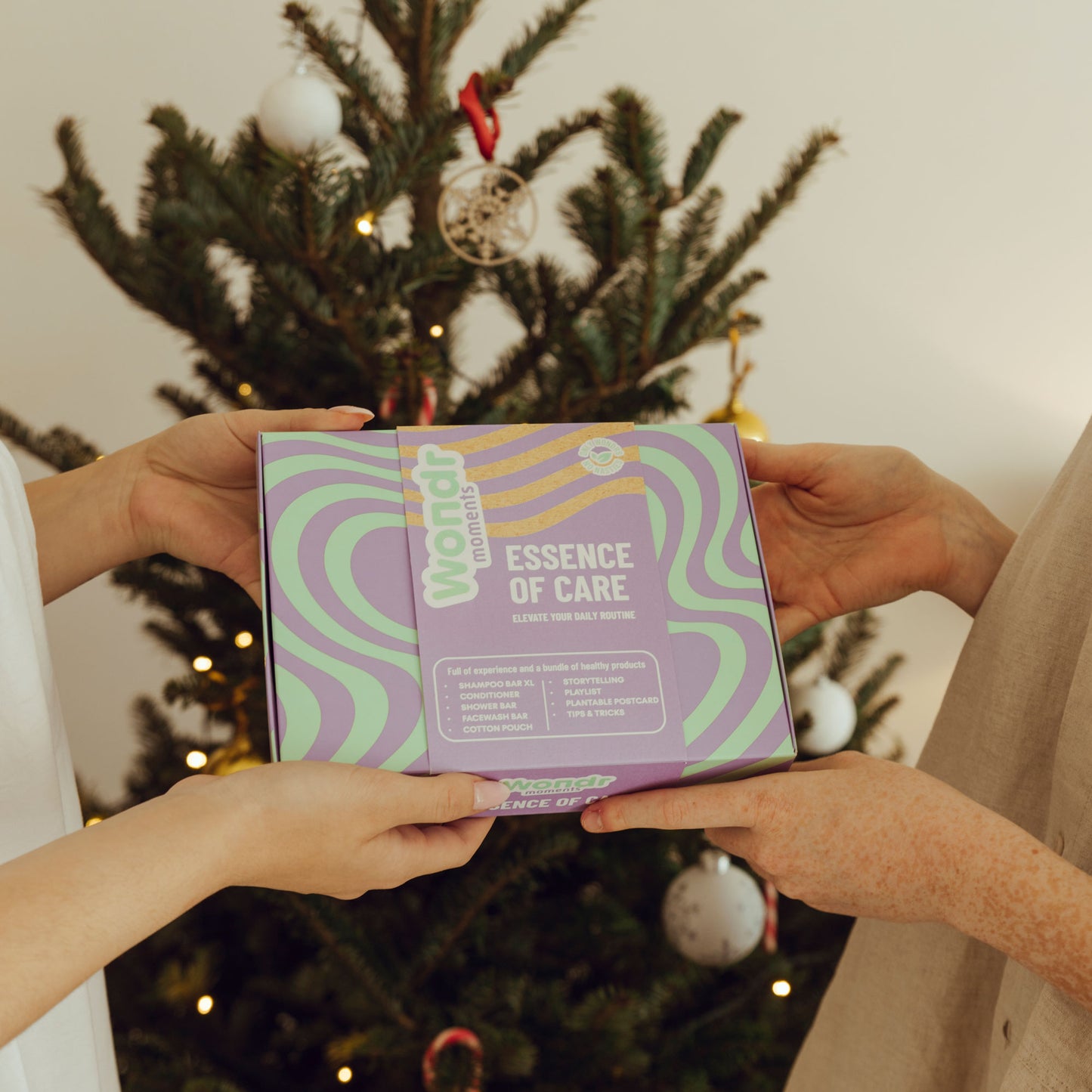 ESSENCE OF CARE GIFTBOX | WONDR Moment