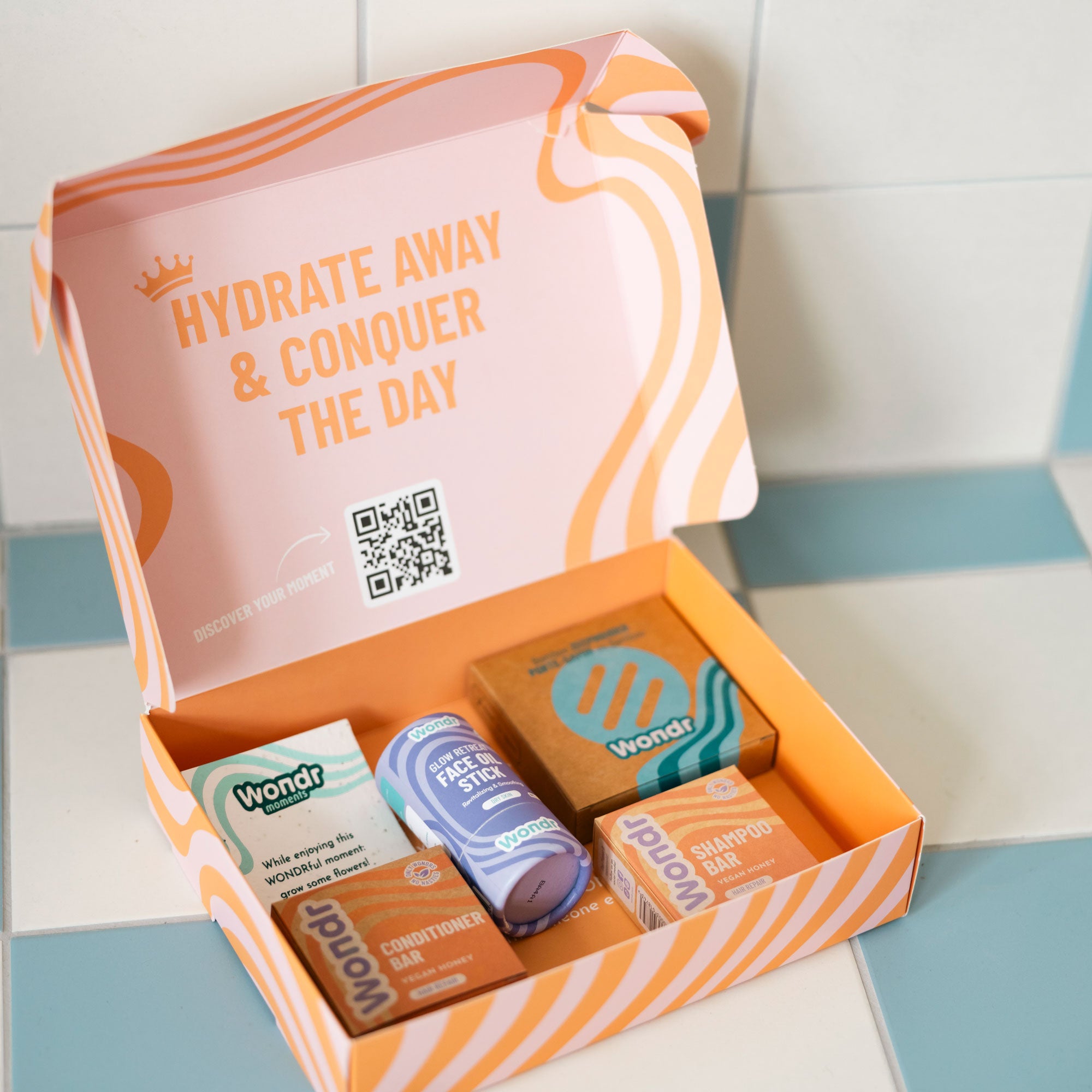 NOURISH ME GIFTBOX | WONDR Moment image 3