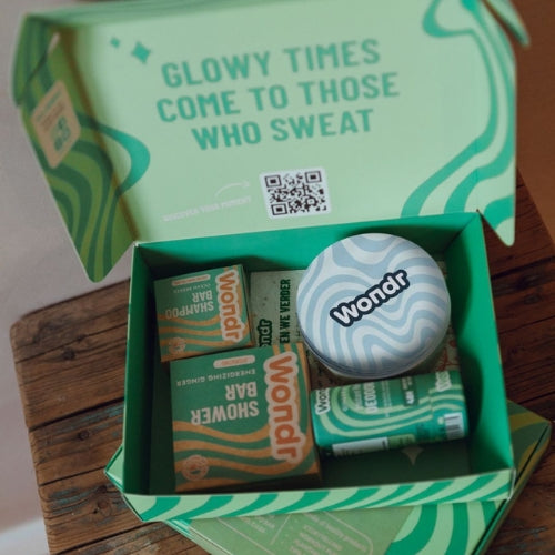 Sweat & Glow Giftbox | WONDR Moment