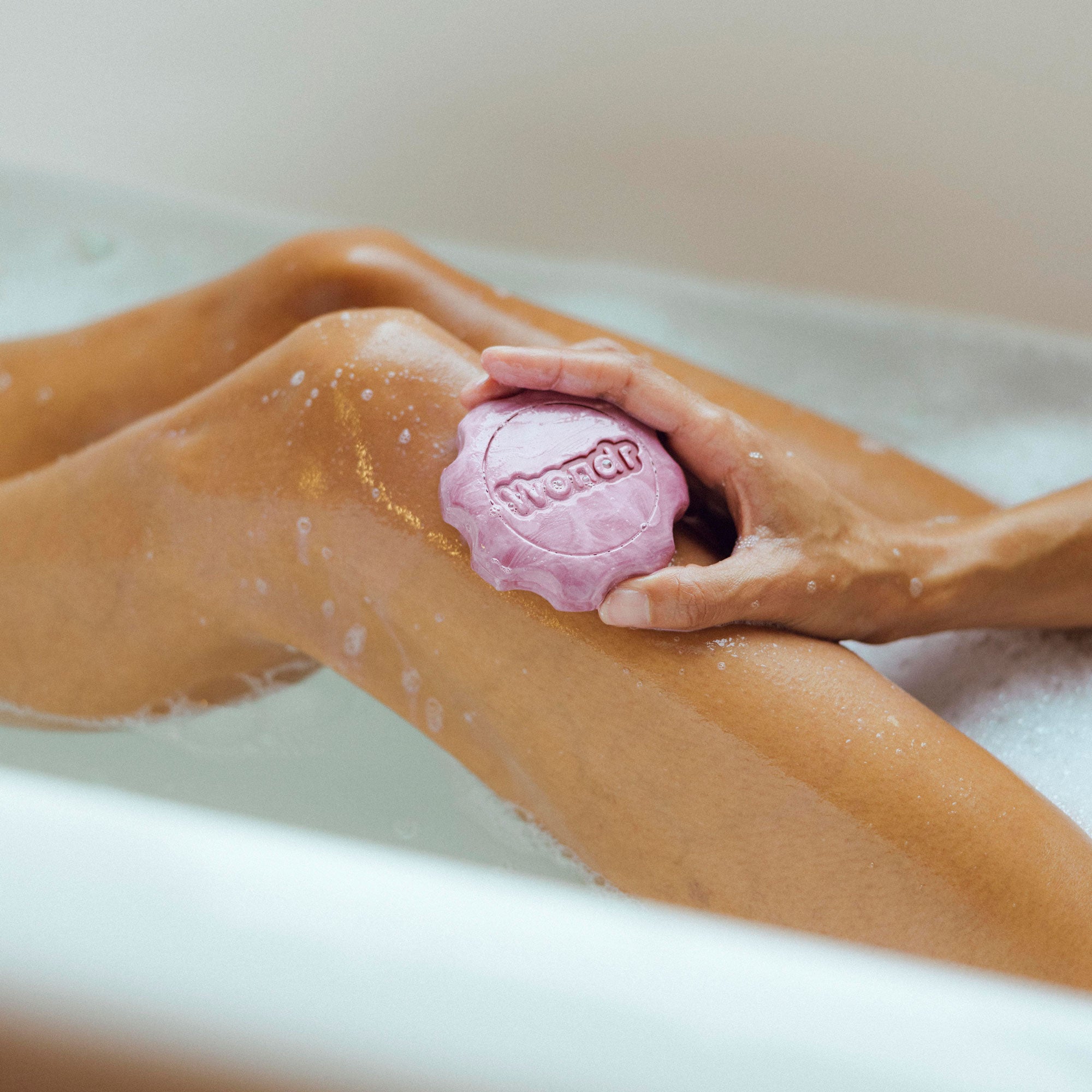 The Wondr of Gifting | Limited Edition Cinnamon All-in-One Bar image 4