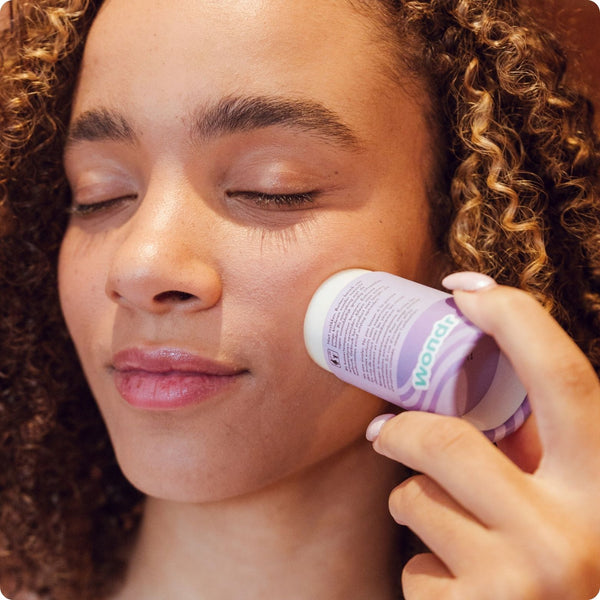 Glow Retreat Face oil stick - Hover