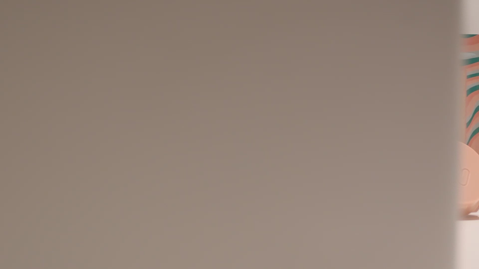 Load video: how to use WONDR LIQUIDS FLES (500 ml) from Wondr